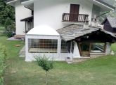 Gazebo pagoda con laterali di chiusura realizzati su misura. Anno 2016